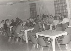 1976-12-10-el-2a-klassenfete-hy-gst-objekt-3.jpg