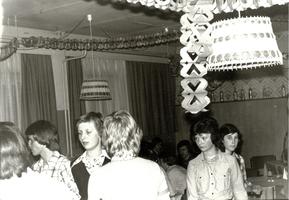 1977-03-11-el-2a-klassenfete-hy-lehrlings-wh-4.jpg